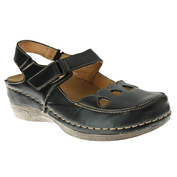 Hope Women's Mary Janes by Spring Step